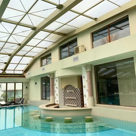 Long Sunny Shkorpilovtsi