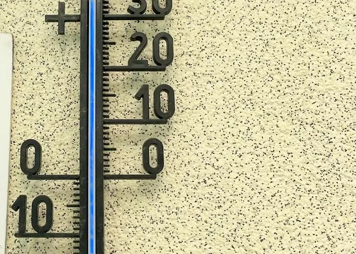 Long Sunny Apartment