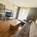 Apartment Long Sunny