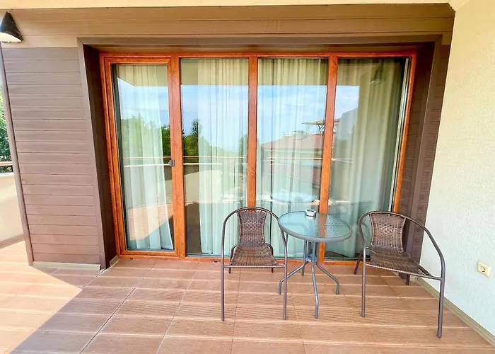 Long Sunny * Shkorpilovtsi