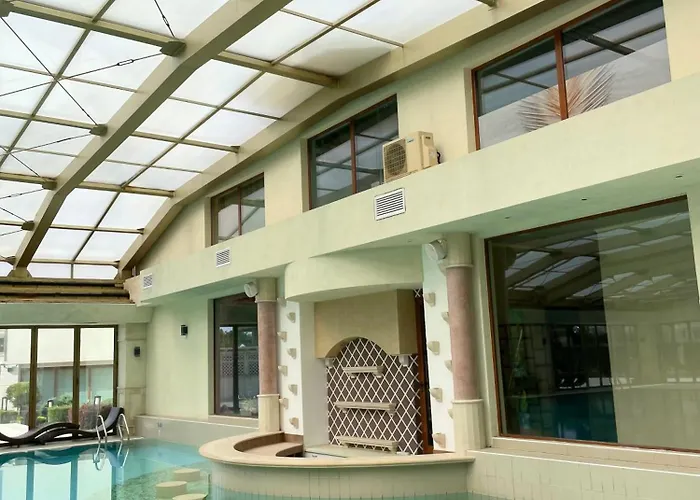 Long Sunny Shkorpilovtsi